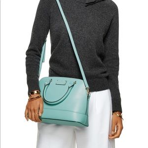 🎉SALE!🎉 Kate spade Wellesley crossbody